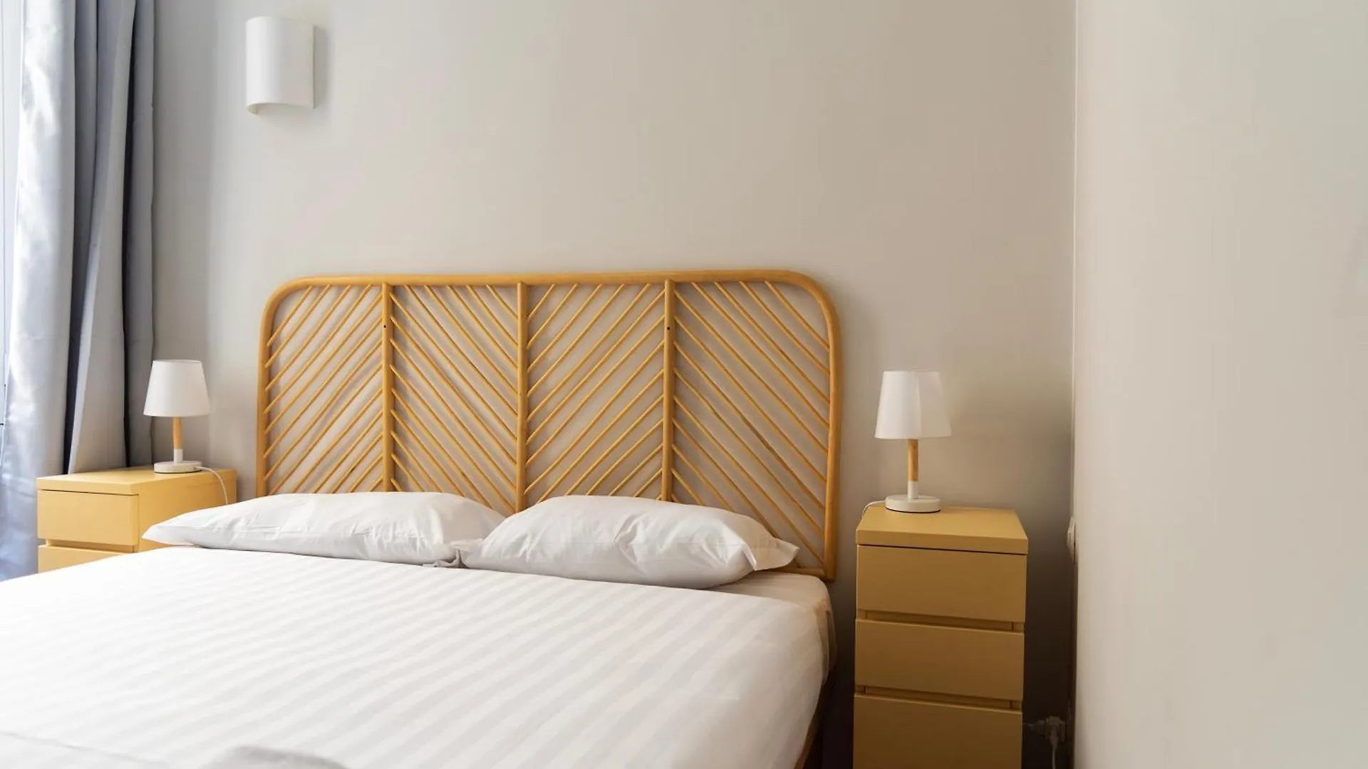 Youhosty - Ticinese Suite 3 Milan